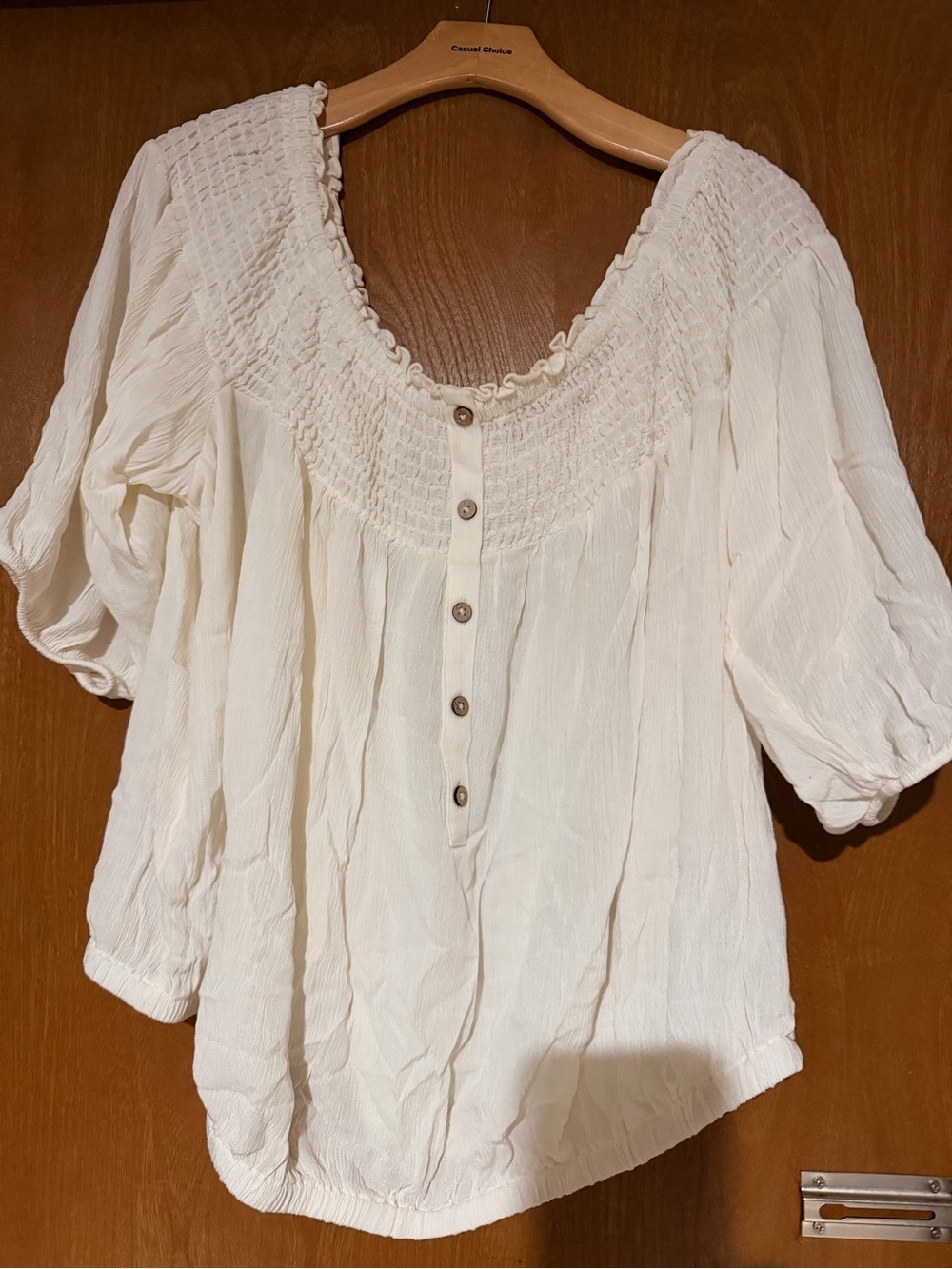 Torrid 3/4 Sleeve Blouse - Cream Size 1
